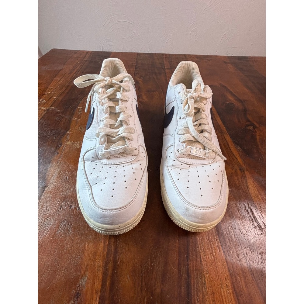 Nike Air Force 1 07 Low Womens White Navy Gold Sneakers FZ6768-100 Size 9